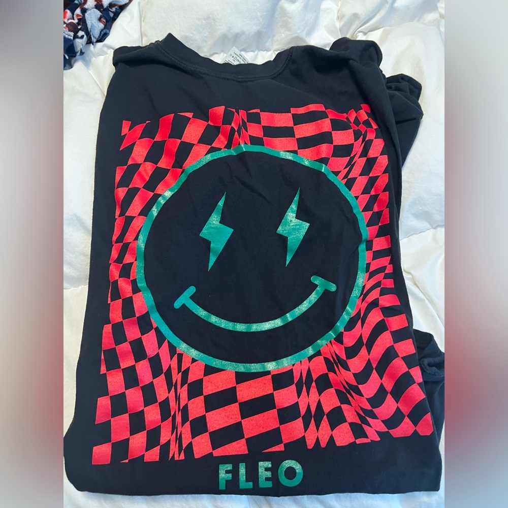 Fleo tee